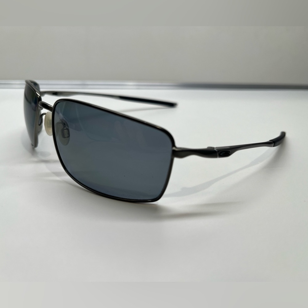 Oakley Square Wire Polarized Prism Lens Sunglasses 004075-14.